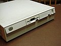 IBM Personal System/2 Model 55 SX — pohled zepředu.