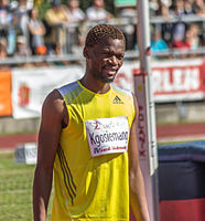 Kabelo Kgosiemang – 2,20 m