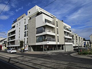 Immeuble sur l'avenue Maginot.