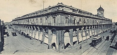 Plaza del Vapor showing the Calle Galiano at the corner of Calle Reina, 1900.