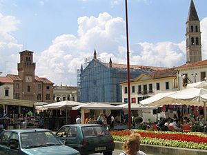 Oderzo piazzagrande mercato