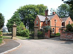 Old Gatehouse onto Singleton Park - geograph.org.uk - 483903.jpg