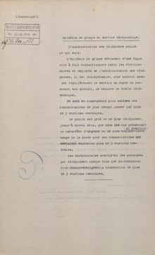 Copie d’une lettre dactylographiée en français, portant en haut à gauche un tampon en allemand, avec une date et un numéro.