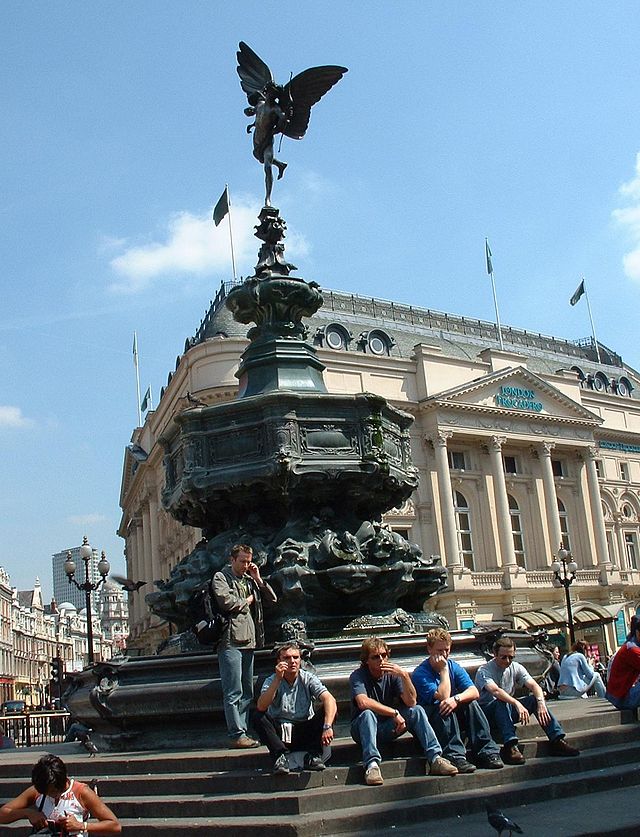 La fontaine de Lord Shaftesbury sur Piccadilly Circus