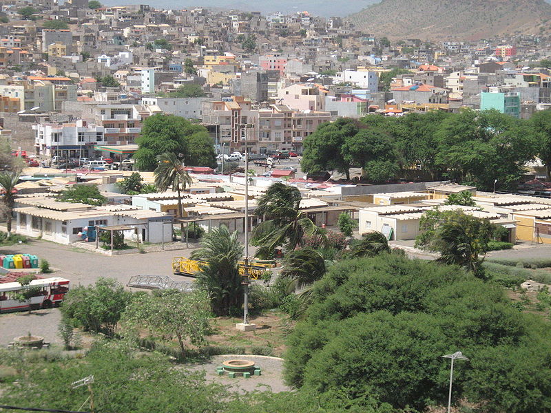 Datei:Praia Cabo Verde.jpg