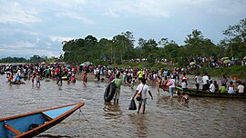 Regatta auf dem Río Putumayo