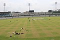 Sesión de entrenamiento dentro del estadio.