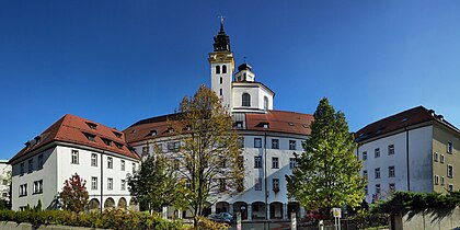 Slika:Uršulinski samostan (Ljubljana).jpg