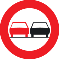 C35: Vanaf het verkeersbord tot het volgend kruispunt, verbod een gespan of een voertuig met meer dan twee wielen, links in te halen.