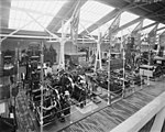 Interiör från Industri- och slöjdutställningen i Gävle 1901, J. & C.G. Bolinders Mekaniska verkstads avdelning