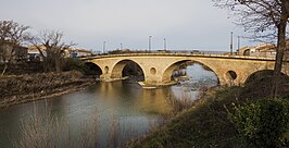 De Aude en de 18e-eeuwse brug van Coursan