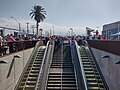 Escaleras de acceso a la estación.