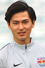 Takumi Minamino (li.) und Yūya Ōsako (re.), beste japanische Torschützen in der Qualifikation