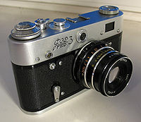 Fotoaparát FED-3 s objektivem Industar 61