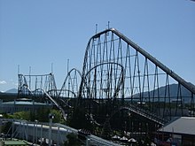 Description de l'image Fujiyama rollercoaster 2005-05.JPG.