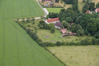 Luchtfoto Heimathof, streekmuseum te Krentruperhagen