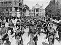 I soldati sovietici entrano a Odessa il 10 aprile 1944