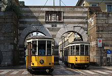 Milano tram piazza Cavour.jpg