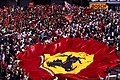 Supporters de la Scuderia Ferrari au Grand Prix d'Italie 1996.