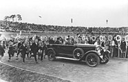 Hindenburg-Huldigung der deutschen Schuljugend am 2. Oktober 1927 im Deutschen Stadion