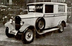 Delahaye Type 108 als Ambulanzfahrzeug