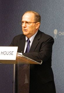 Хуан Мендес - Chatham House 2012.jpg