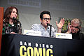 (L-R) Produzentin Kathleen Kennedy, Drehbuchautor und Regisseur J. J. Abrams und Drehbuchautor Lawrence Kasdan auf der 2015 San Diego Comic-Con International