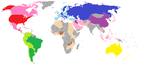 Planisphère multicolore, représentant les équipes participantes aux qualifications.