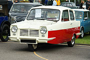 petite voiture à trois roues