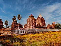 Mukhalingeswara temple, Mukhalingam