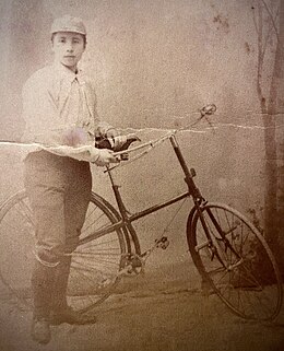 Hendrikus Gorter, age 15, with a Rudge bicycle (1889).