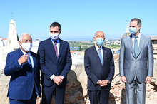 Portuguese and Spanish premiers Antonio Costa and Pedro Sanchez, alongside Portuguese President Marcelo Rebelo de Sousa and King Felipe VI of Spain during the ceremony of the reopening of the Portugal-Spain border, on 1 July 2020 La reapertura de la frontera entre Espana y Portugal, Badajoz y Elvas, miercoles 1 de julio de 2020 (10).png