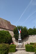 Le monument aux morts.