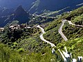 Droga w górach Teno﻿(inne języki) na Teneryfie w Hiszpanii