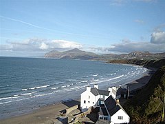 Morfa Nefyn beach facing Yr Eifl - geograph.org.uk - 1427465.jpg