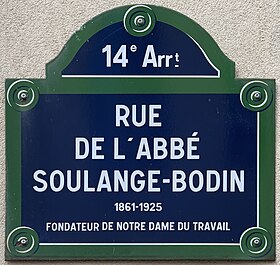 Voir la plaque.