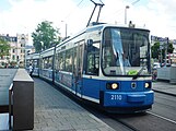 R2形 ミュンヘン市電初の超低床電車となったR1形（ブレーメン形）の量産車。3車体連接車。