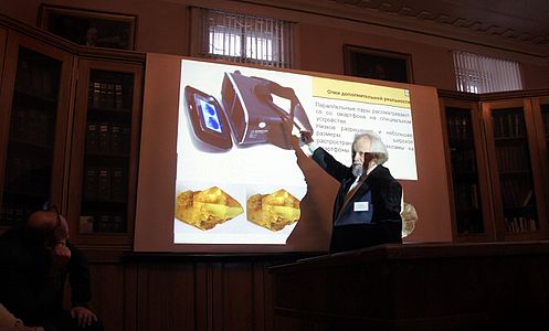 А. А. Сидоров рассказывает об использовании 3D-фотографии в Геолого-минералогическом музее Самарском ГТУ
