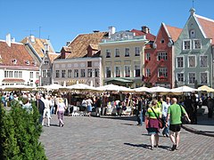 Marché sur la place.