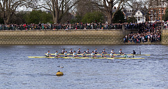 Men's race from the Putney Embankment