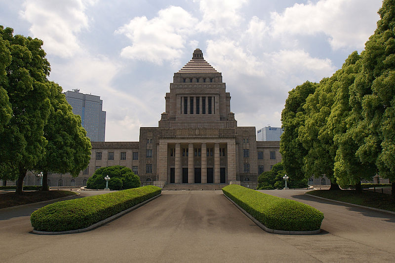 800px-Diet_Building_of_Japan01s5s3200.jpg