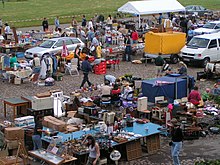 Flohmarkt auf der Elbwiese