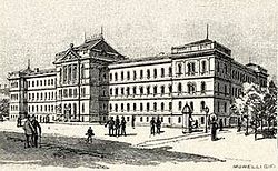 Az egyetem épülete 1893–1902 között épült Meixner Károly és Alpár Ignác tervei alapján. A kivitelező Reményik Károly (Reményik Sándor apja) cége volt