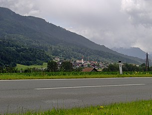 Blick von Unterpettnau auf Flaurling