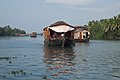 Rumah perahu dilihat dari Danau Vembanad