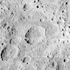 Lunar Orbiter 2 image. Mandelʹshtam A is in the center of Mandelʹshtam, and Mandelʹshtam R is similar in size to A and to the left, and it overlies the smaller Mandelʹshtam T.