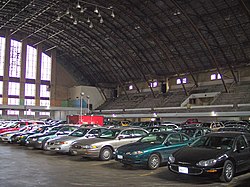 The interior of the Minneapolis Armory in 2006, during its incarnation as a parking structure Minneapolis Armory interior.jpg