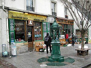 "Shakespeare and Company" store, Paris, 2004