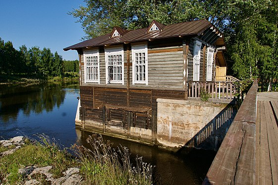 Павильон у плотины, Вытегра, Вологодская область Автор — YellRu