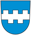 Landkreis Waldmünchen (–1972) In Blau ein silberner Gegenzinnenbalken.